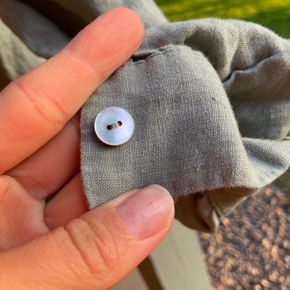 Linen Pocket Tunic Sage Soft Surroundings Collar Pearl Button - Picture 6 of 10